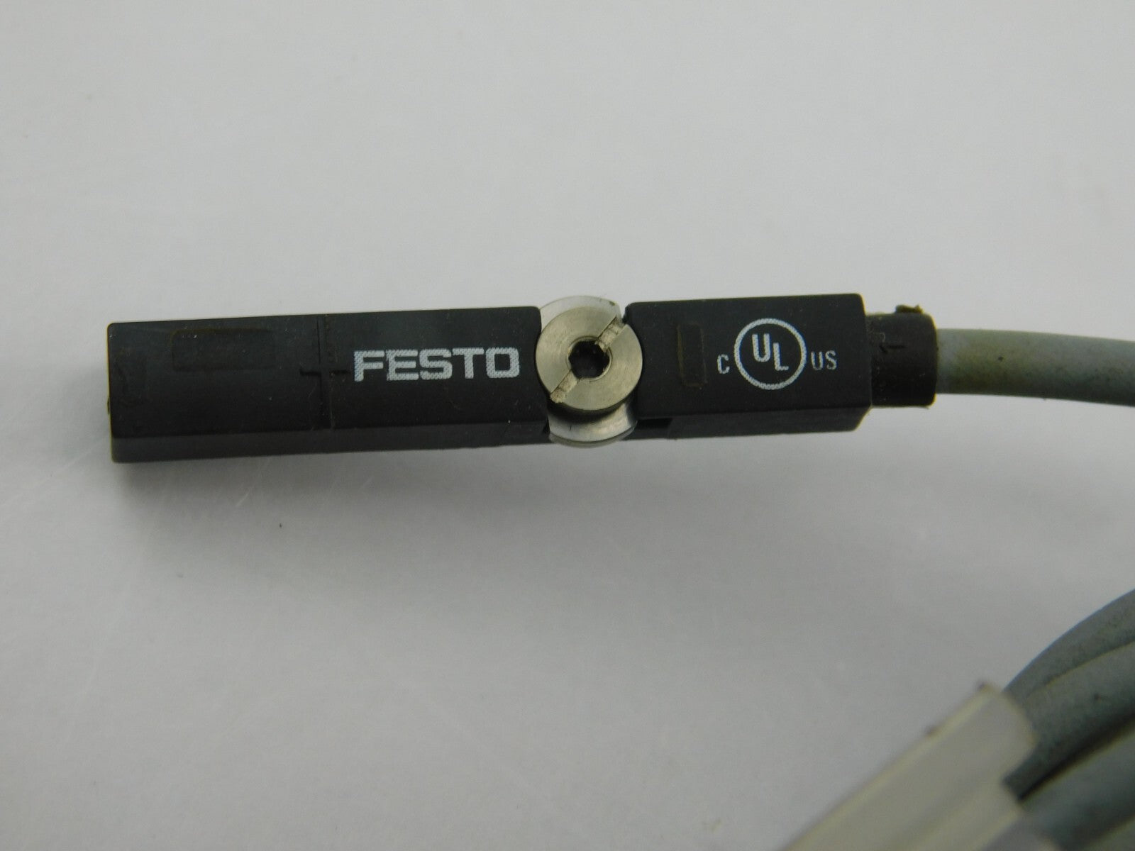 Festo Näherungsschalter SMT-8M-PS-24V-K-2.5-OE 543867