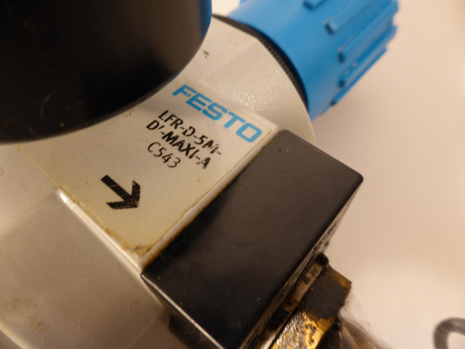 FESTO 192388 LFR-1/2-D-5M-DI-MAXI-A C543 Filter Regulator Unit