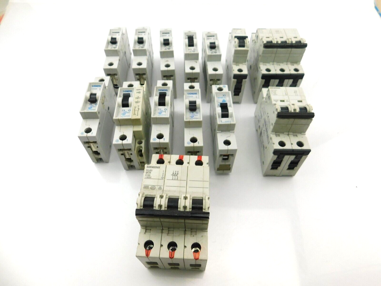 SIEMENS 5SJ63 MCB C63+ 5SX21 C1+ 5SY45 MCB C10 ...... zusammen