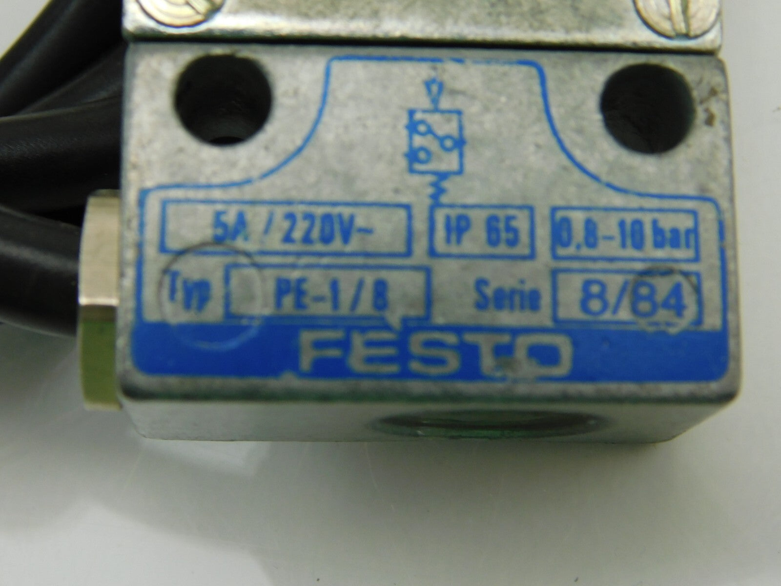 FESTO PE-1/8 5A/220V~ 0,8-10 Bar