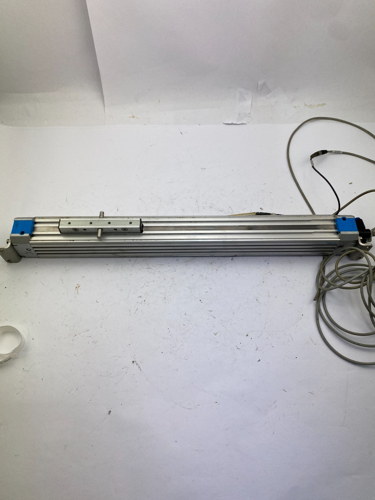 FESTO DGP-32-330-PPV-A-B