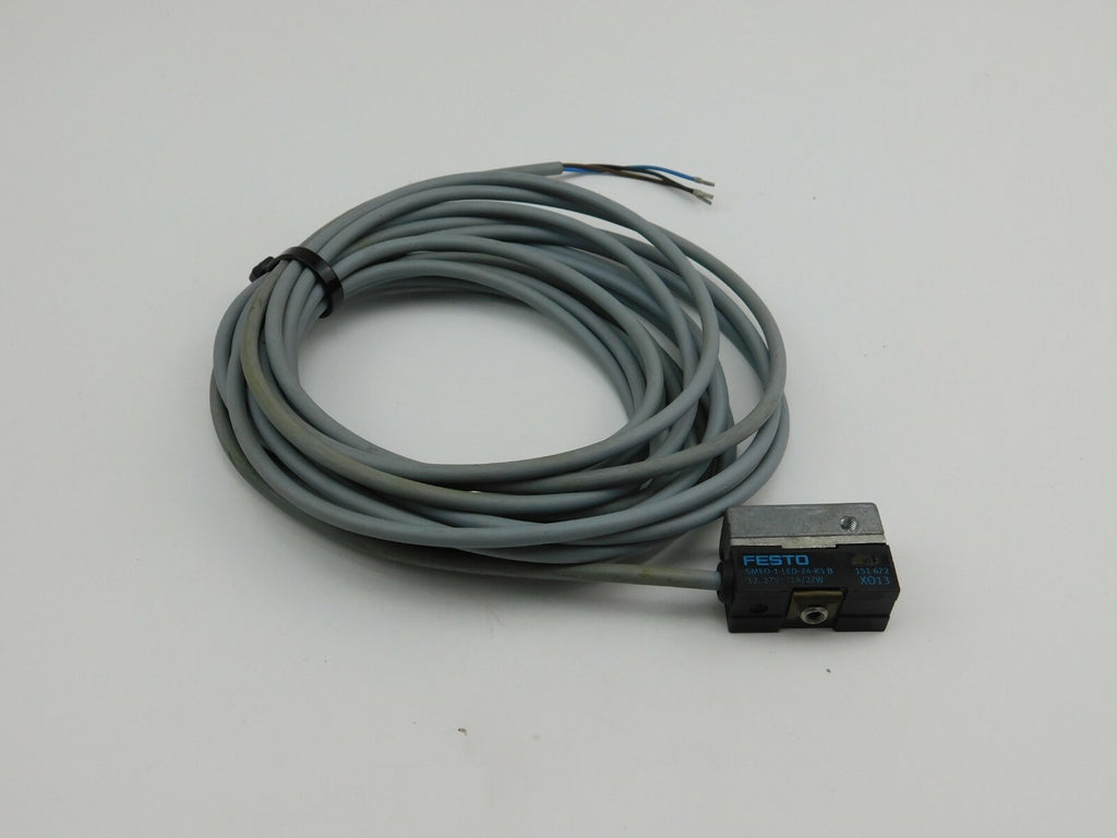 FESTO Näherungsschalter  SMEO-1-LED-24-K5 B 12..27V=/1A/27W  151672 Ca.4 Meter