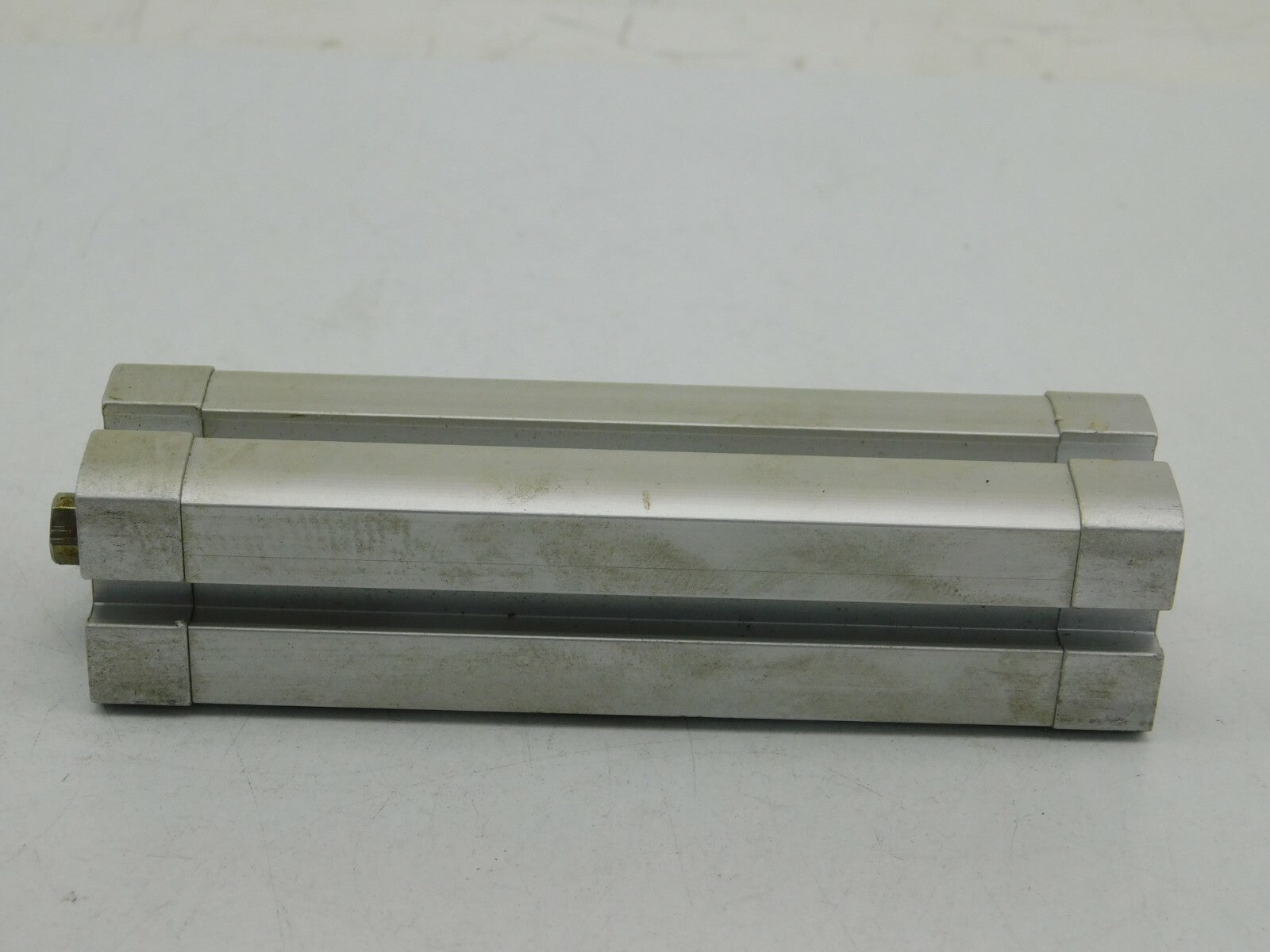 FESTO ADN-16-80-I-P-A 536218 U208 PMAX 10 bar
