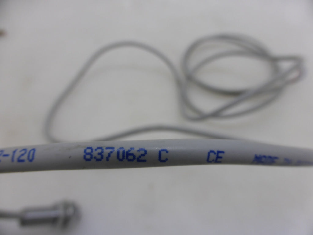 CONTRINEX Näherungs-Schalter DW-AD-603-M12-120 ca. 2 m Leitung
