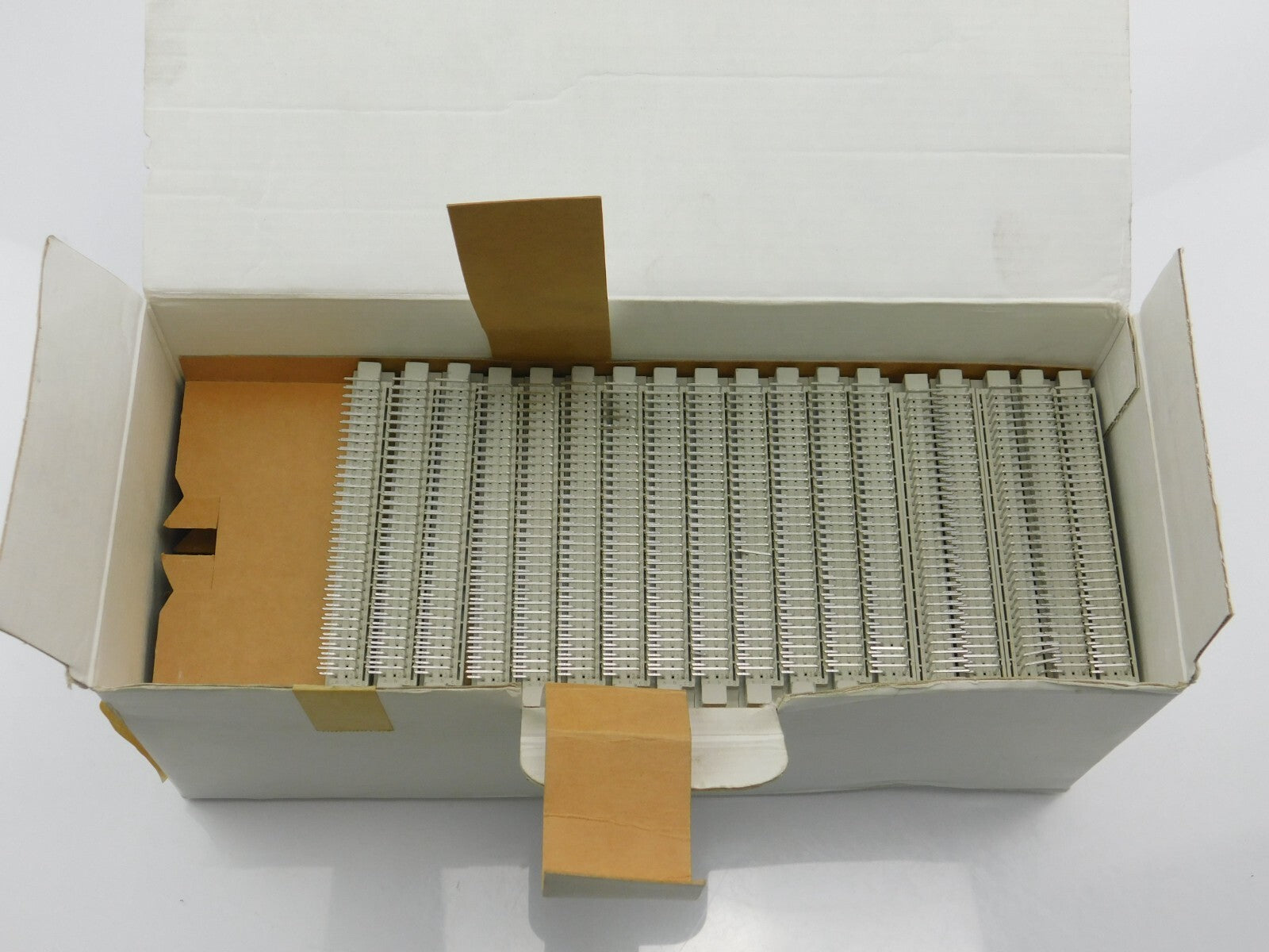 SIEMENS V42254-B1200-C963 ** 60 Stück **