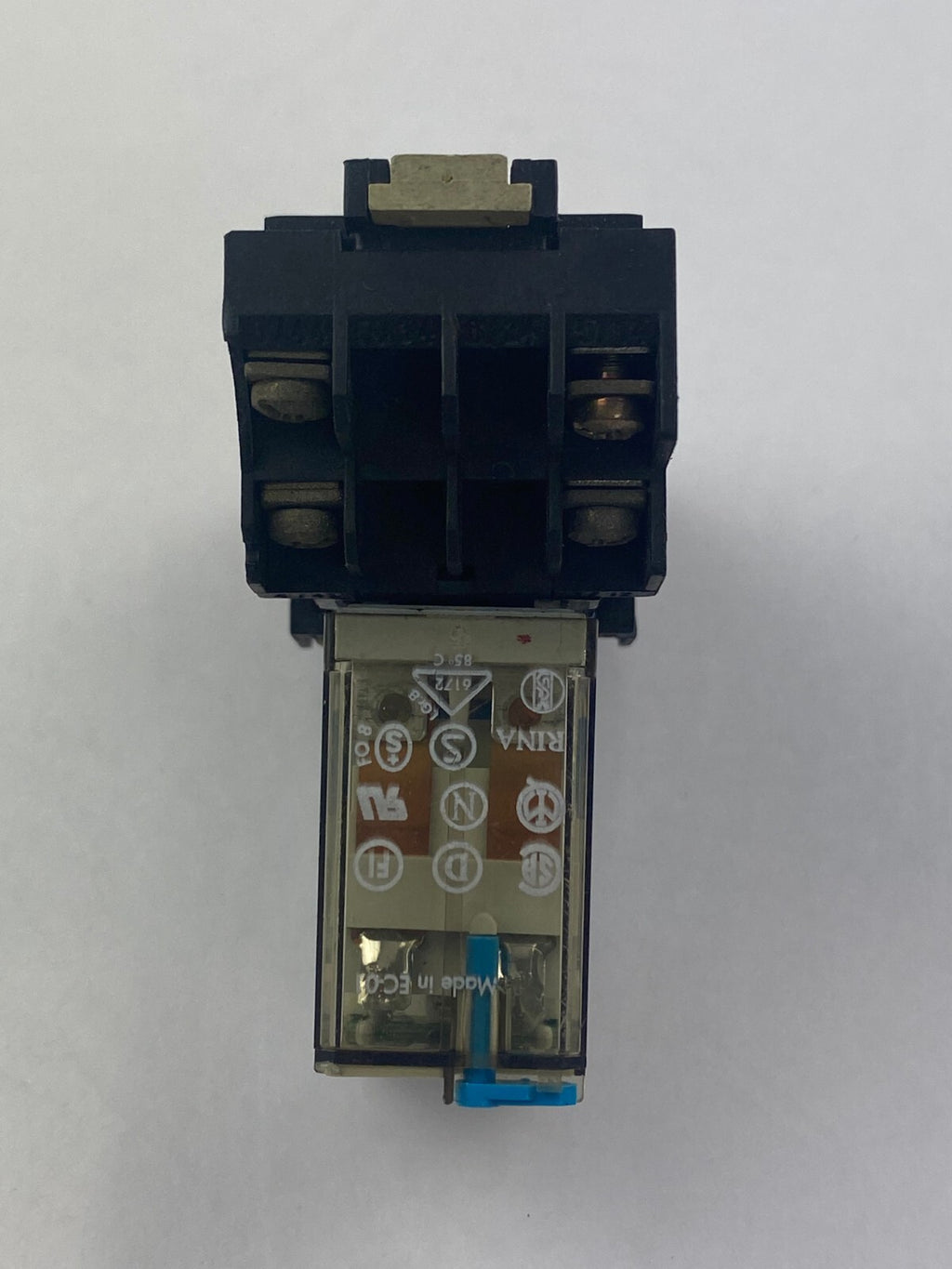 Finder 55.32.9.024.0070 10A 250V 24V DC