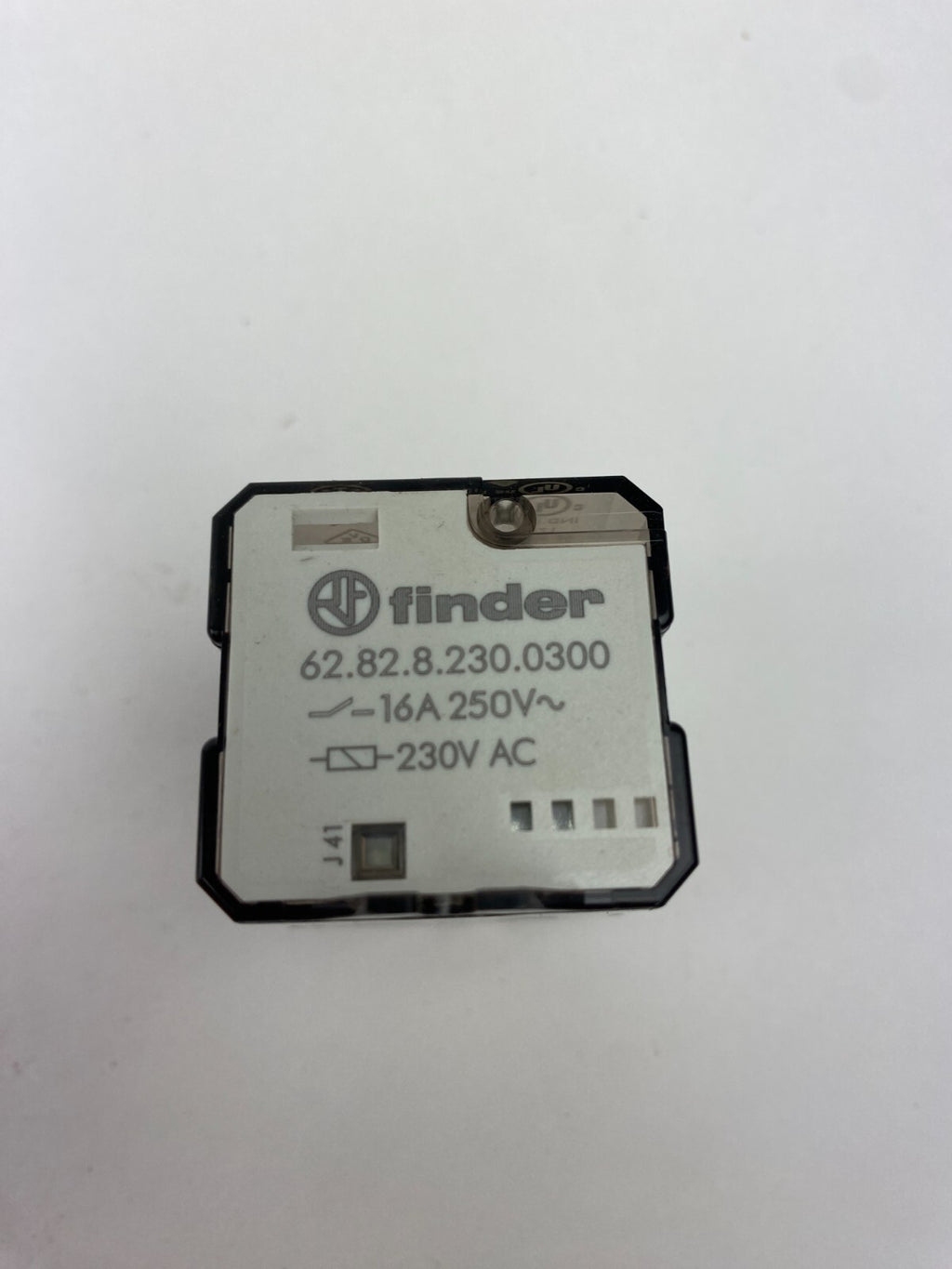 finder 62.82.8.230.0300 16 250V **4 Stück**