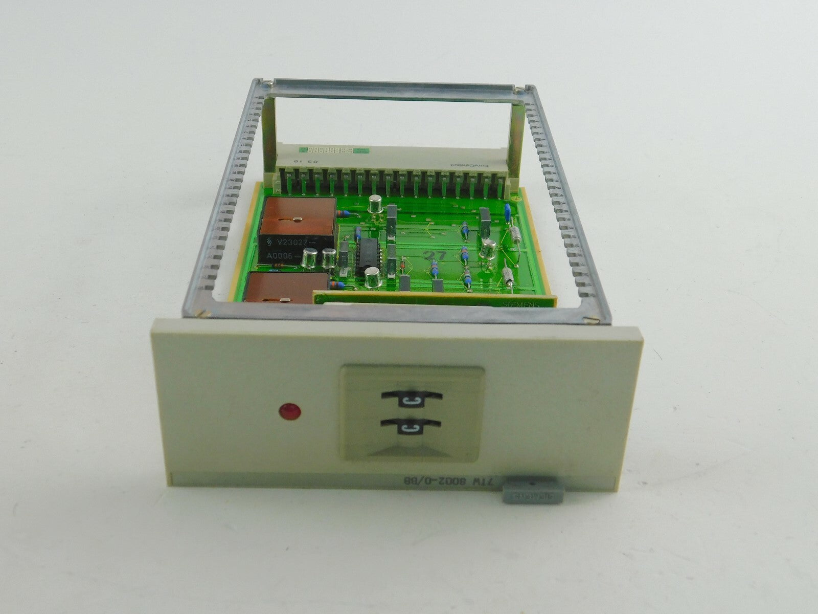 Siemens 7TW8002-0 / BB  G33928-D0049-C001-C1-0036
