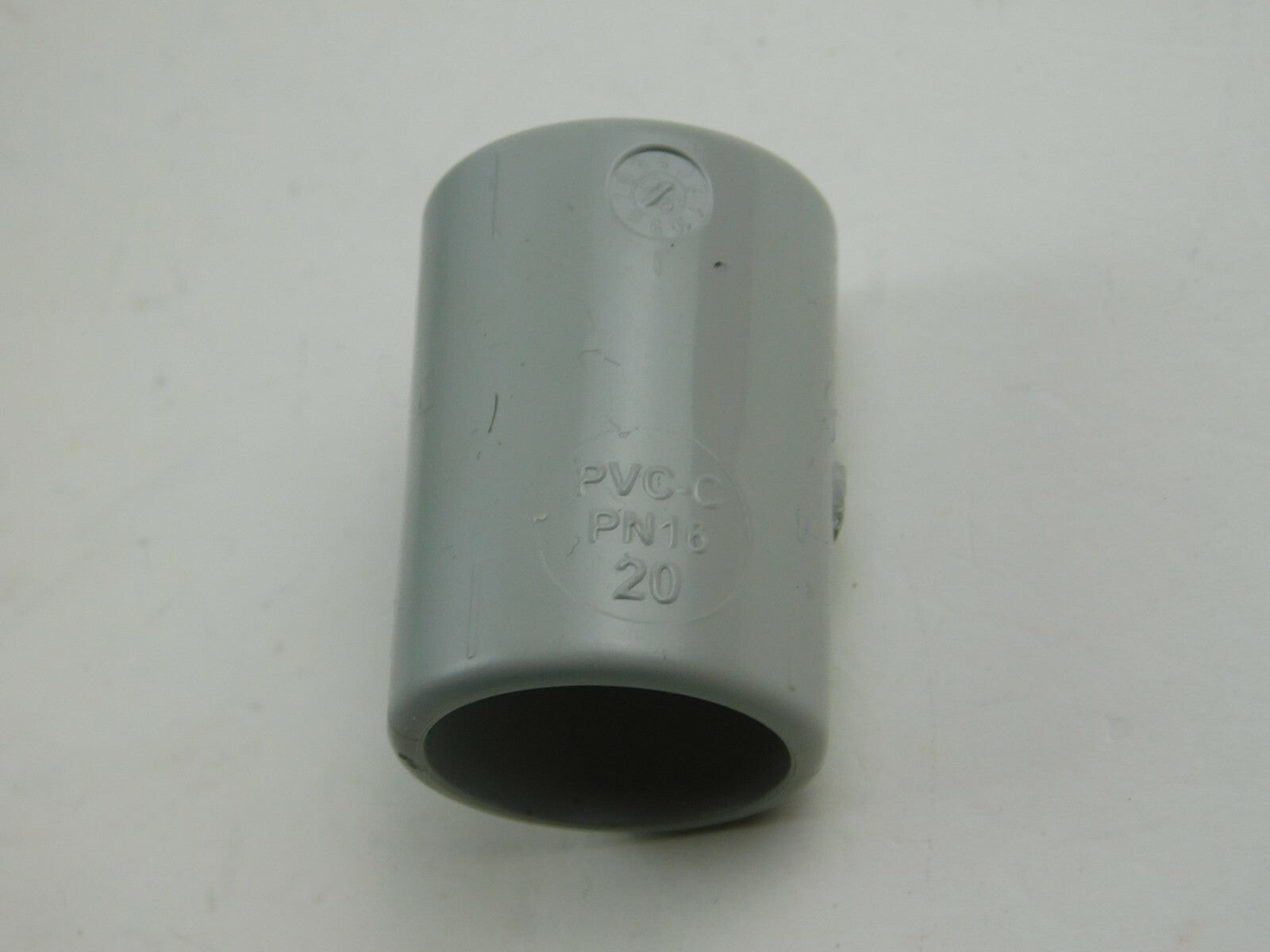 Georg Fischer Bogen 90° Muffe Egal T 90°Egal  PVC-C      ** Posten 19 Stück **