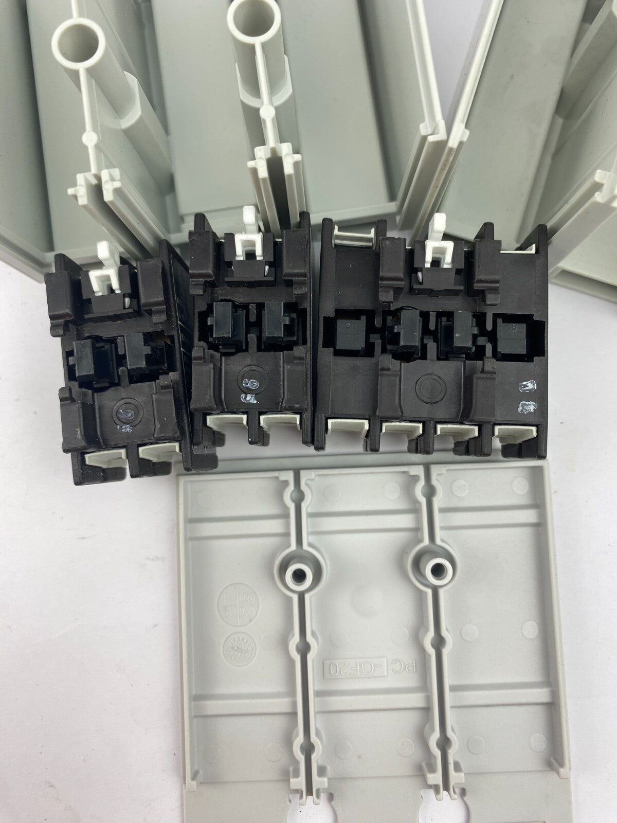 POSTEN..EATON DIL M150-XHI11 +DIL M150-XHI31 XTCEXFBG31+MOELLER NZM1-XKSA