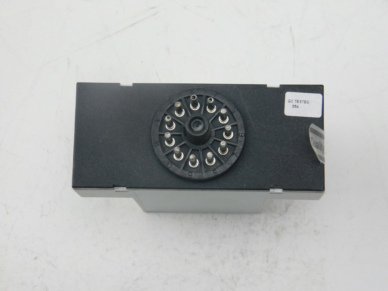 CARLO GAVAZZI CLP2ET1C230 SUPPLY 230 VAC