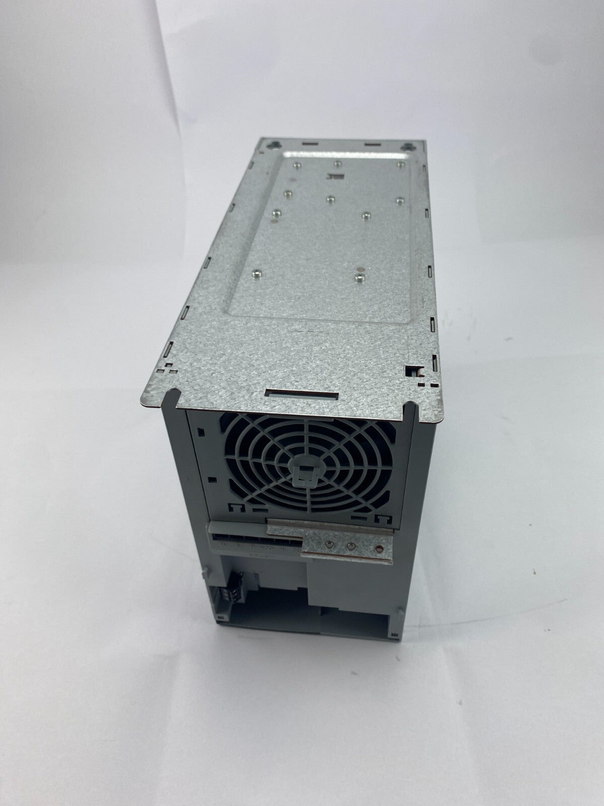 Danfoss LISTED 5AF3 E358502 FC-280P11KT4E20H1 134U7722