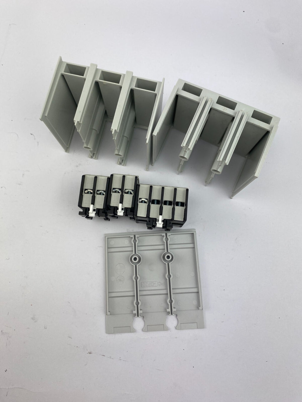POSTEN..EATON DIL M150-XHI11 +DIL M150-XHI31 XTCEXFBG31+MOELLER NZM1-XKSA