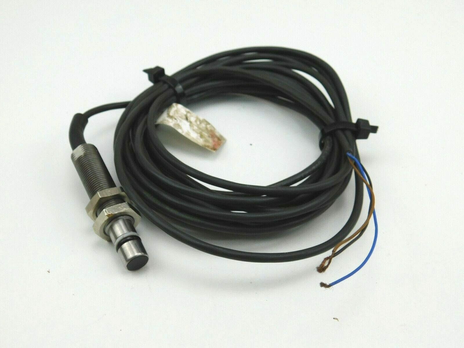 BALLUFF BES 516-300-S135-D-PU 10-30 V DC 200 mA sn= 1,5 mm Ca. 4 Meter