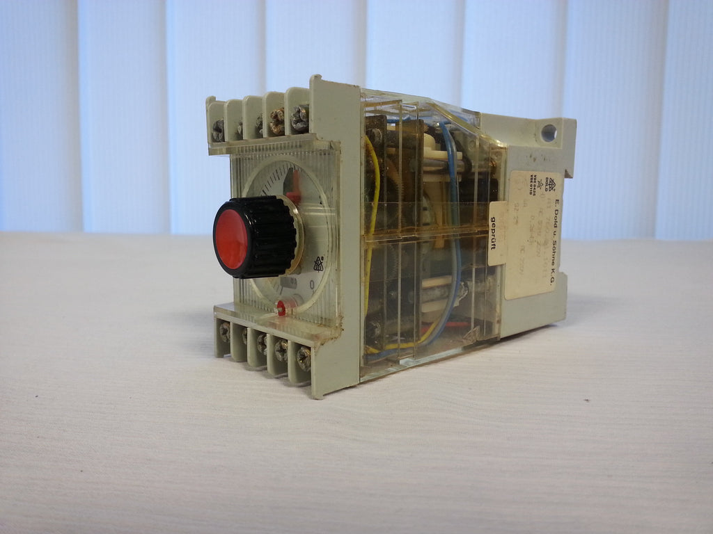 E.Dold & Söhne AI 760.51.1011 AC 50Hz 220V