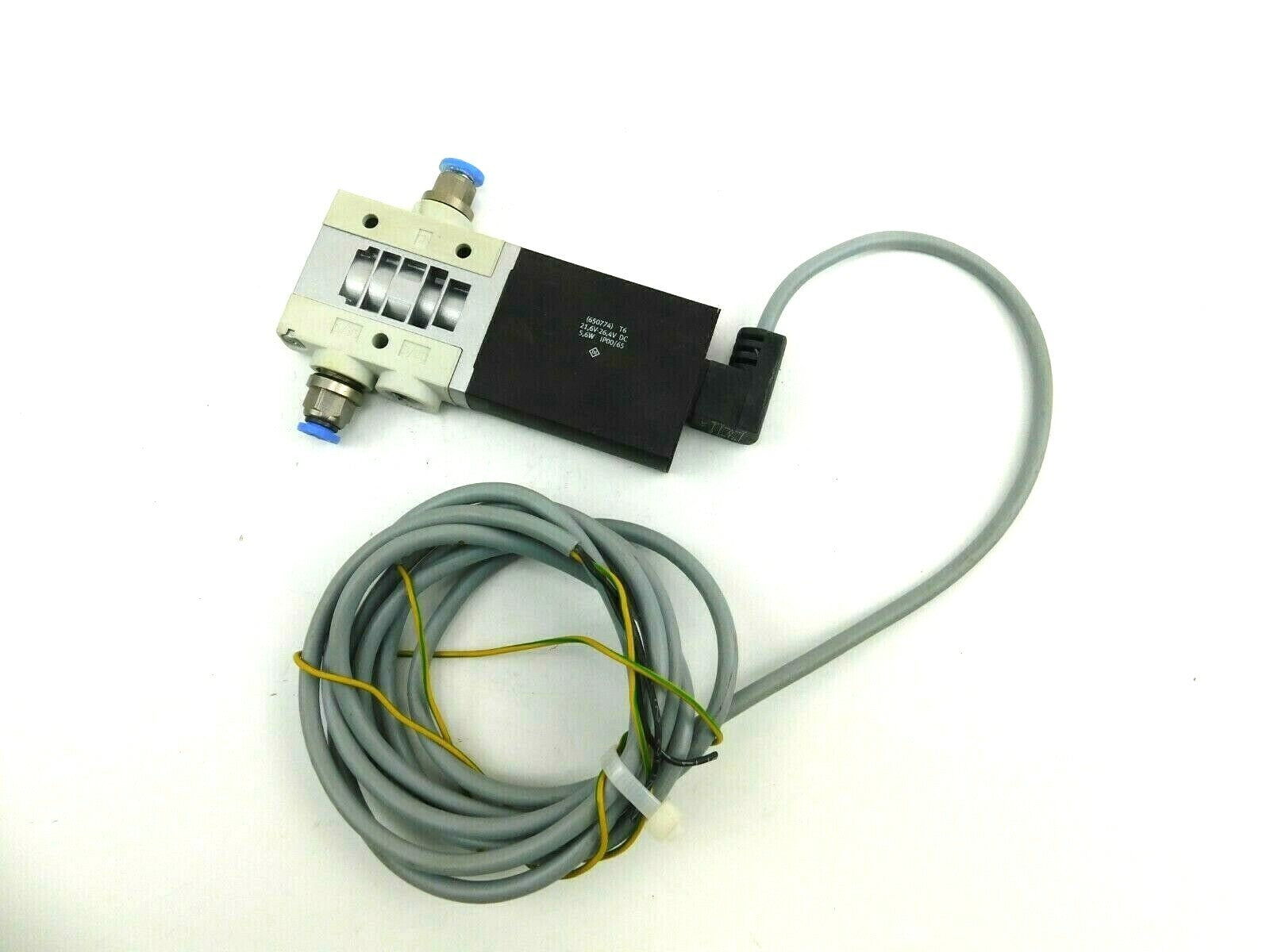 FESTO 151688 KMEB-1-24-2.5LED T913 FESTO MHE4-M1H-3/2G 1/4 525186 TN02
