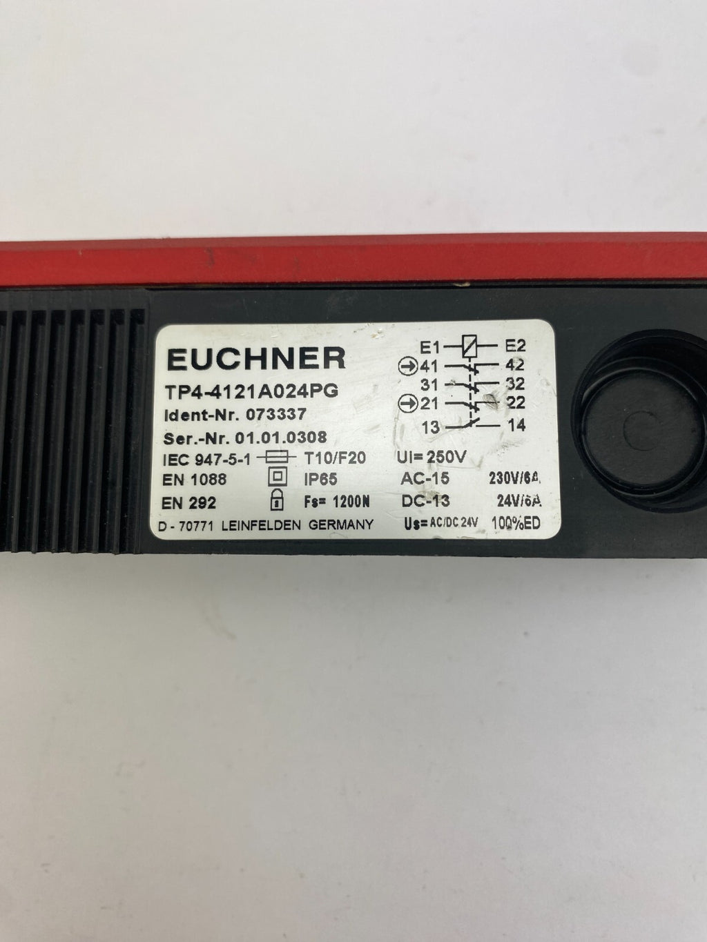 EUCHNER TP4-4121A024PG 073337