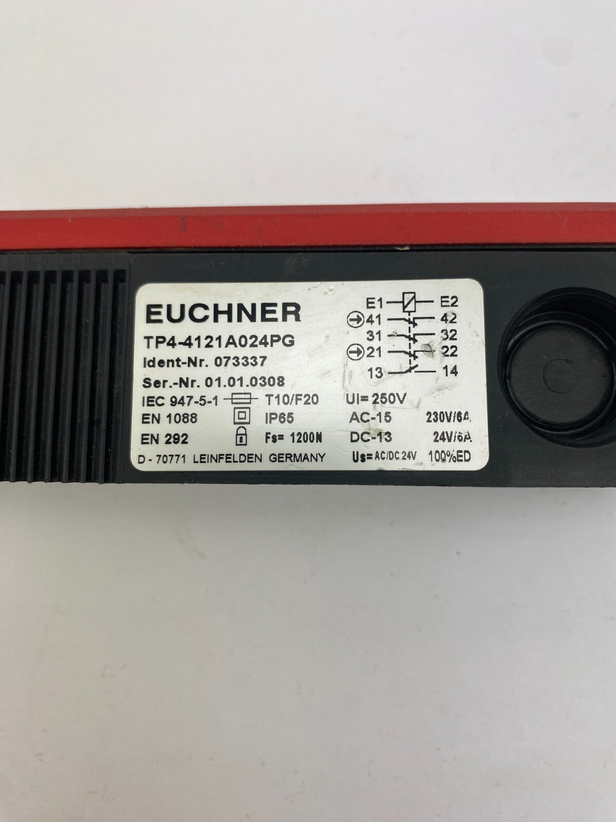 EUCHNER TP4-4121A024PG 073337