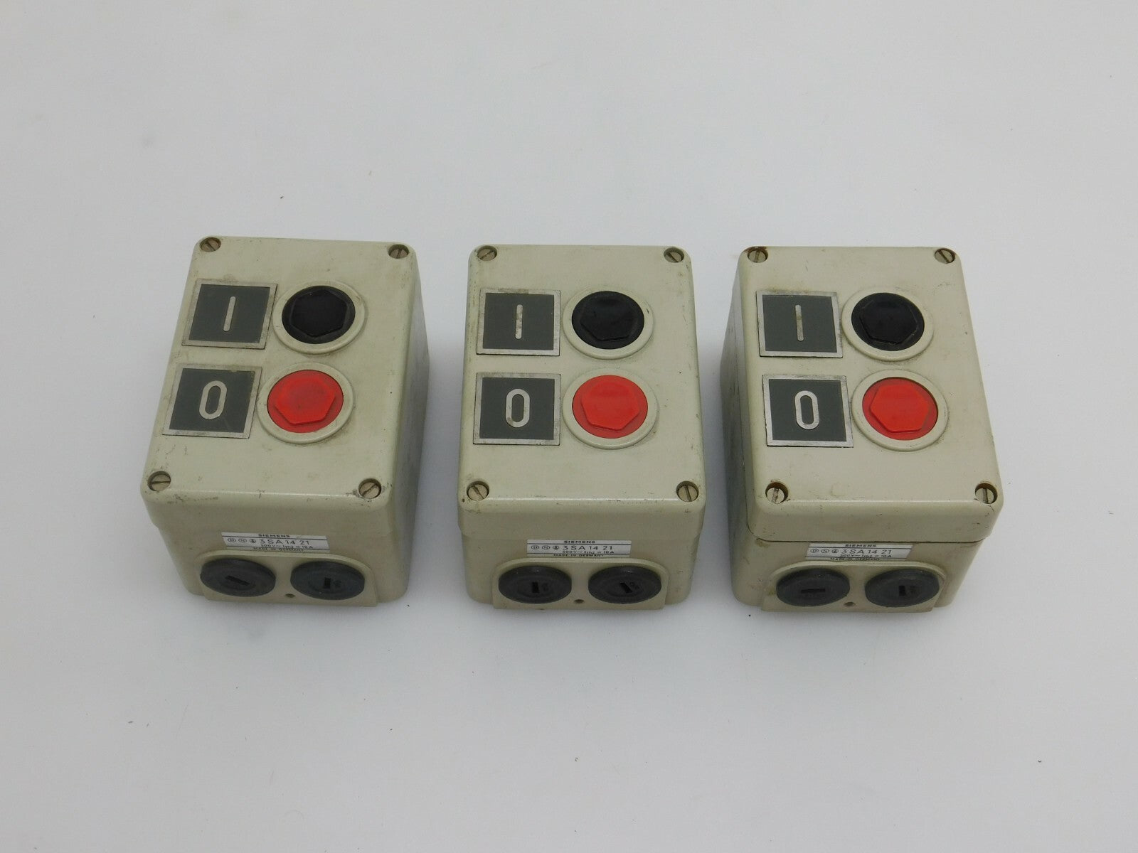 Siemens 3 SA 14 21    Schaltanlage mit Taster   ** 3 Stück **
