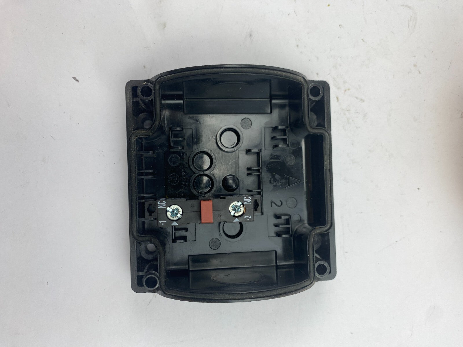 SIEMENS 3SB38