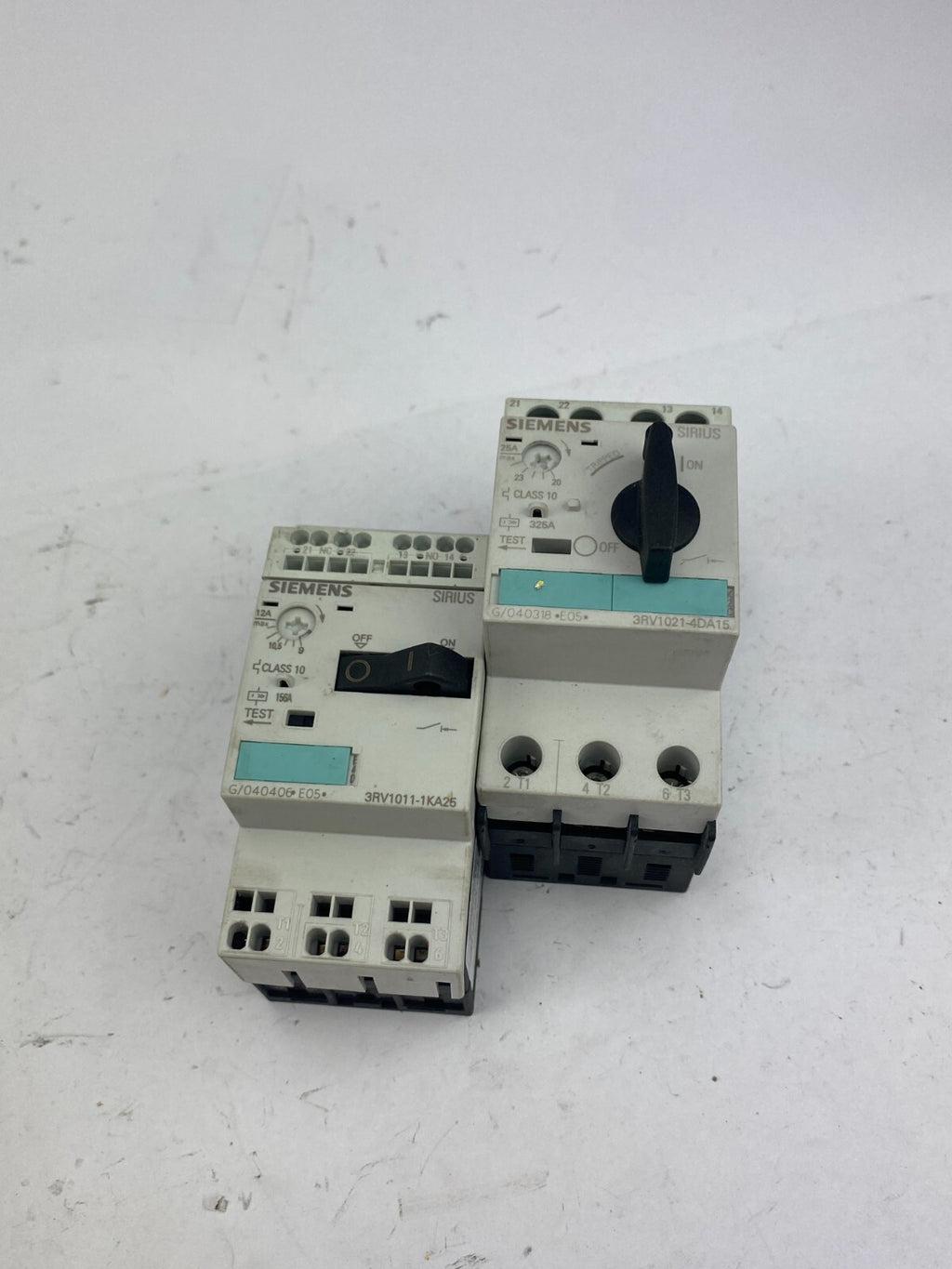 POSTEN...SIEMENS SIRIUS 3RV1021-4DA15 12A +3RV1021-4DA15 25A