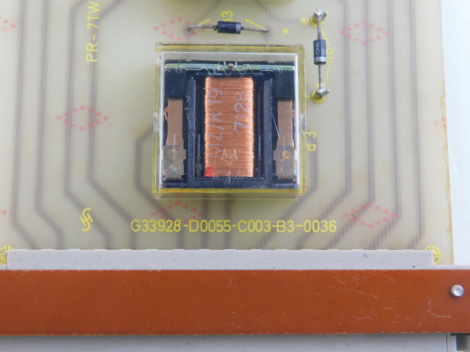 Siemens 7TW8006-PR   G33928-D0055-C001-B3-0036  609RX/K 3