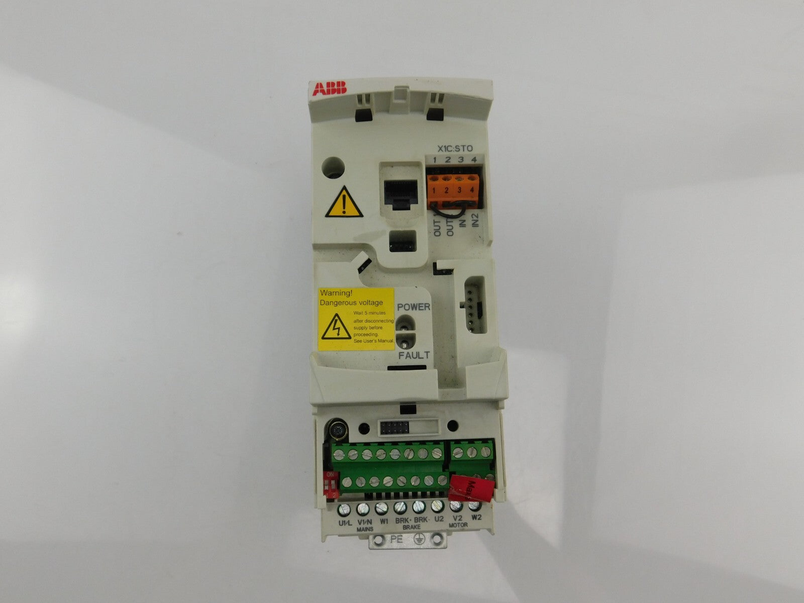 ABB ACS355-03E-04A1-4+N827