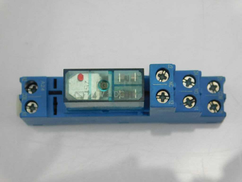 Finder Relaissockel 95.05 10A 250V ** 2 Stück **