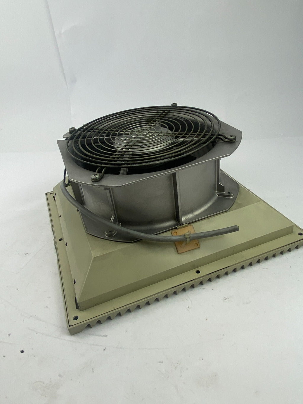 ebmpaps W2E200-HK38-01+ RITTAL SK 3153 1S