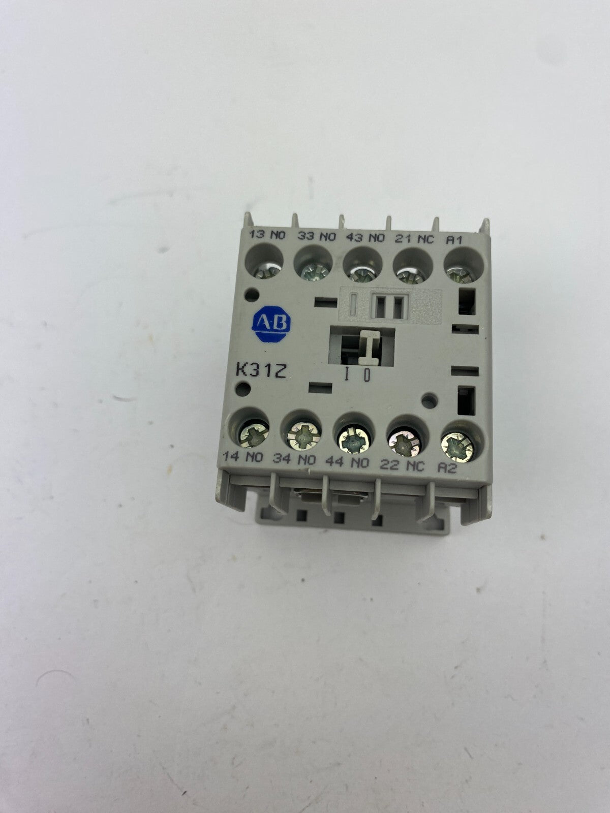 Allen-Bradley CAT 700-K31Z-* B
