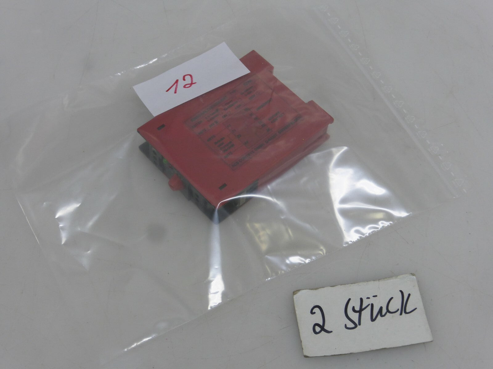 ACS Relais TYP EZAS Zeit 0.1-1 sec.  24V   ** 2 Stück **