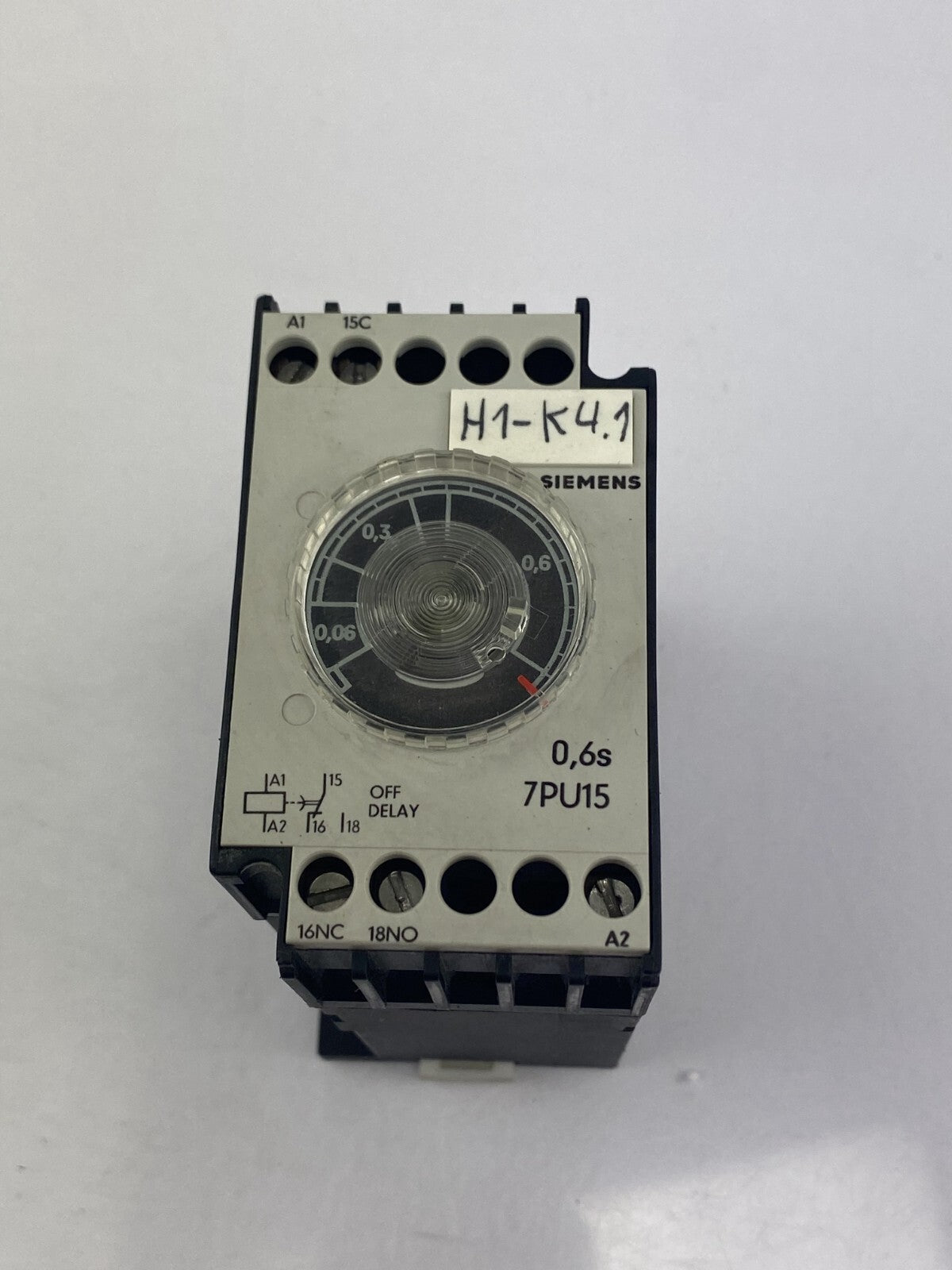 SIEMENS 7PU1540-0AB30 UC 24V 50/60Hz