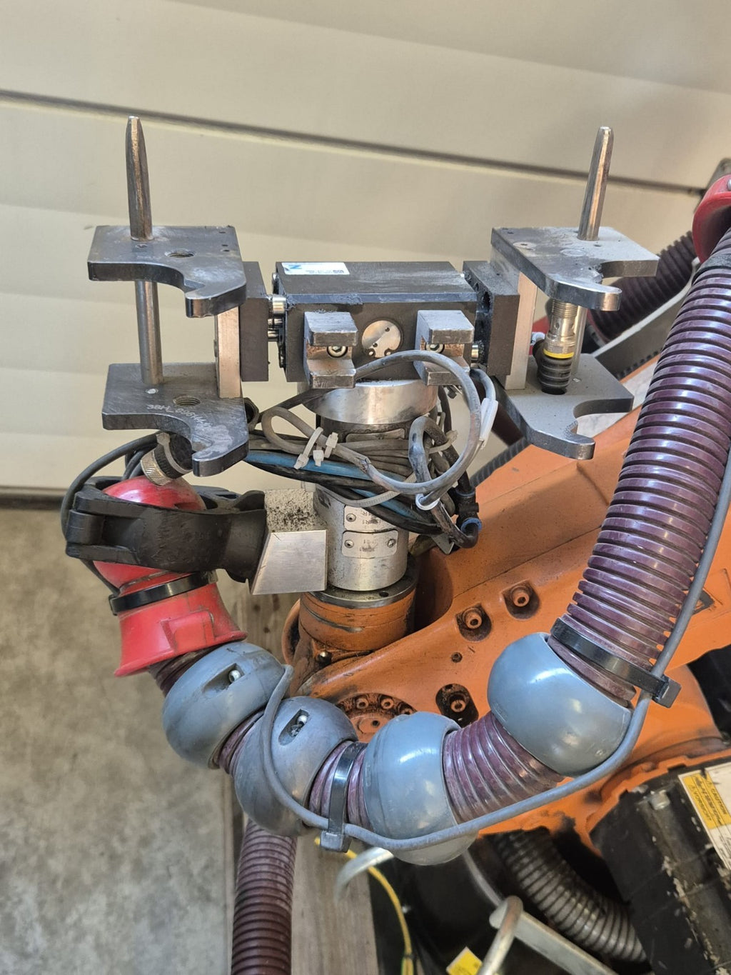 KUKA Roboter Komplett KR 10 R1420  VKR C4 compact Bedienpanel 00-189-002