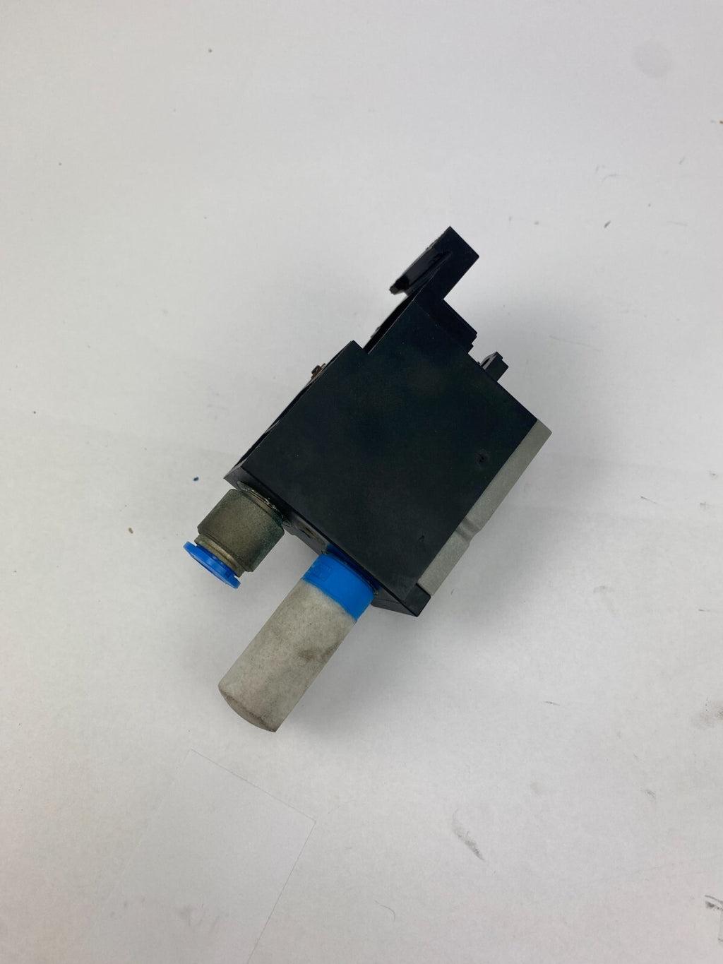 bürkert MP11 W19MS 00144750     Gehäuse Defekt