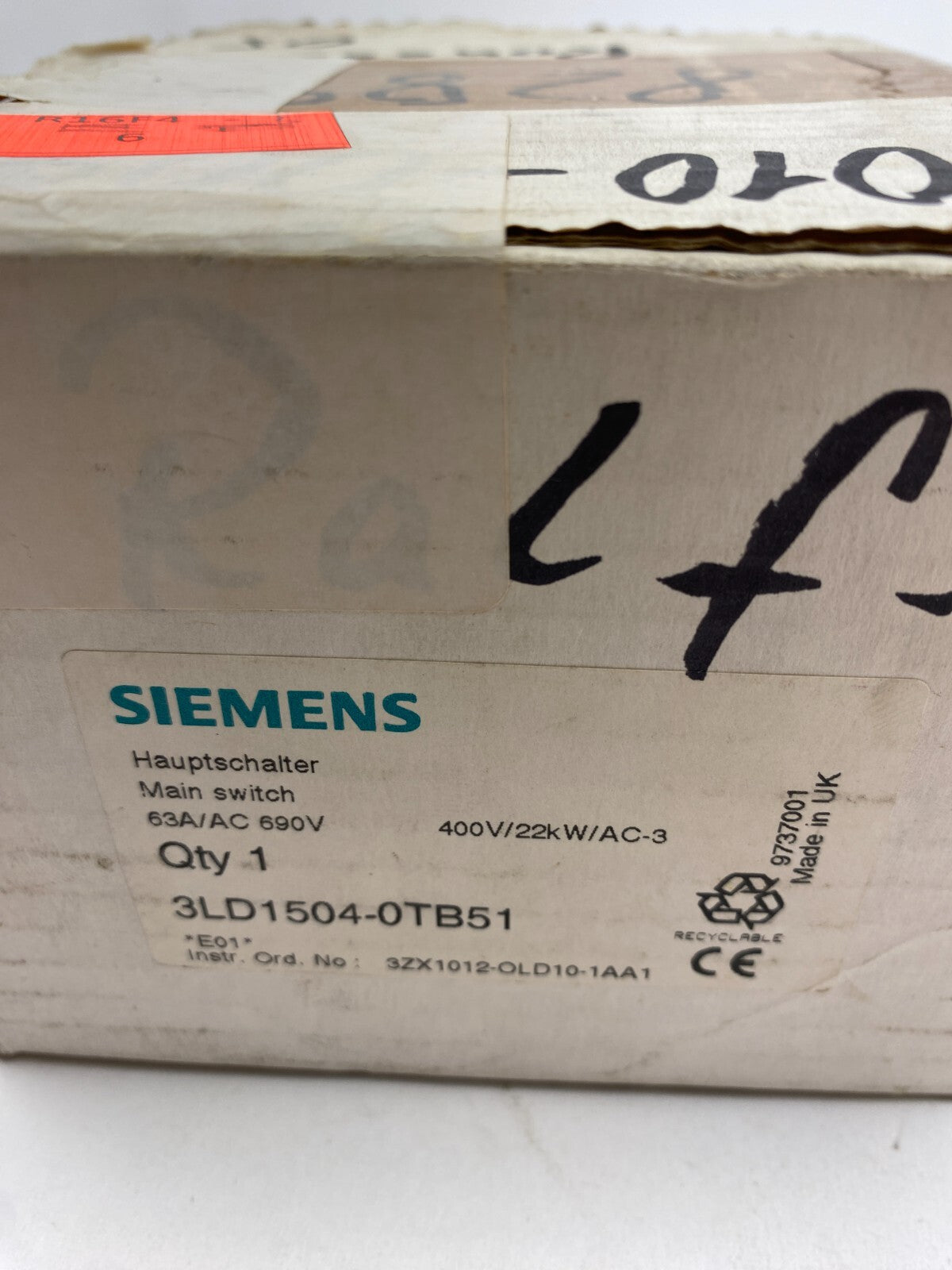 SIEMENS 3LD15 04-OTB51 63A/AC 690V