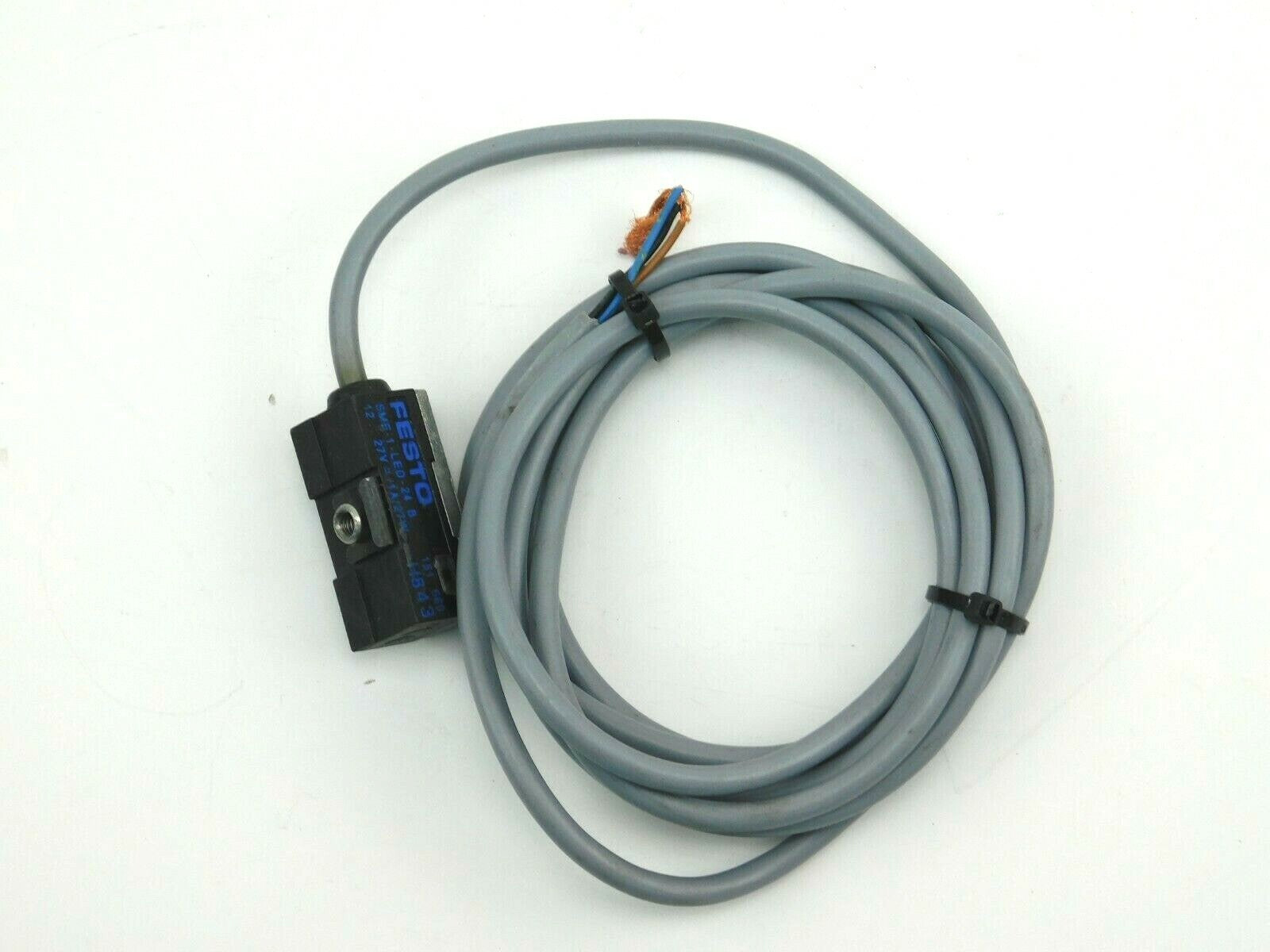 FESTO SME-1-LED-24 B Näherungsschalter 151669 H843 Ca. 2 Meter