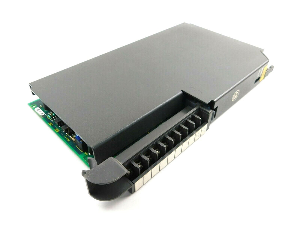 Allen Bradley CAT.NO.1771-OFE2 SERIE B  ANALOG INPUT MODULE ( 12 BIT)