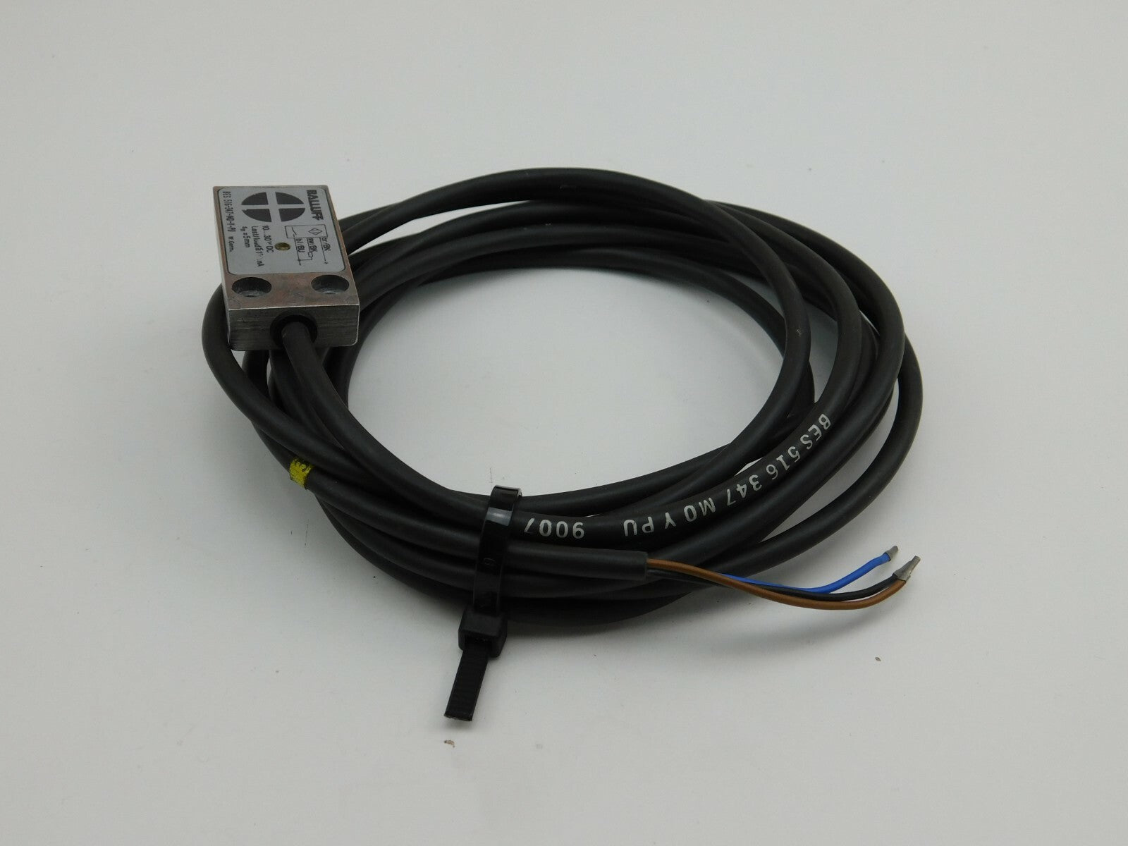 BALLUFF  Induktiver Sensor  516-347-M0-Y-PU 10...30 VDC Ca.1 Meter 