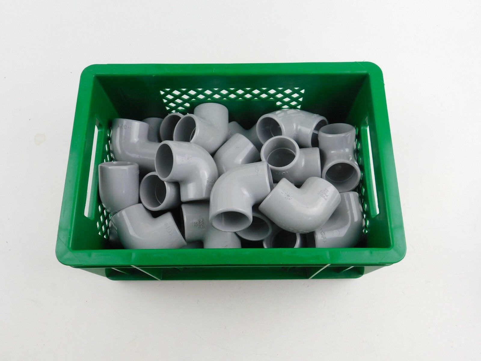 Georg Fischer Winkel 90° PVC-C PN16  32      **  28 Stück ** 