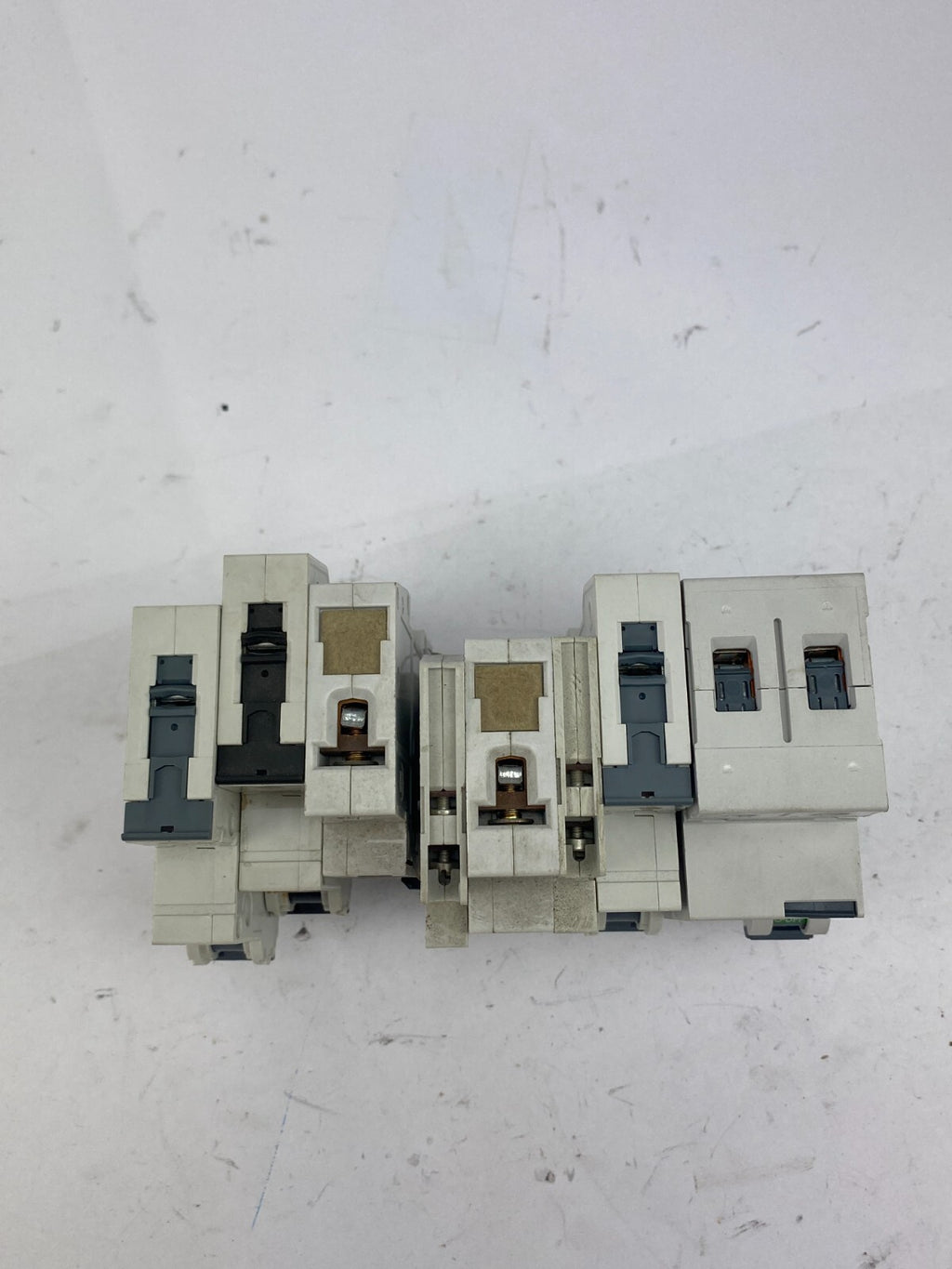 POSTEN...SIEMENS 5SY4110-7 MCB C10+5SY61 MCB C8+5SX51 C4+5SV3 312-6 RCCB 25A+..
