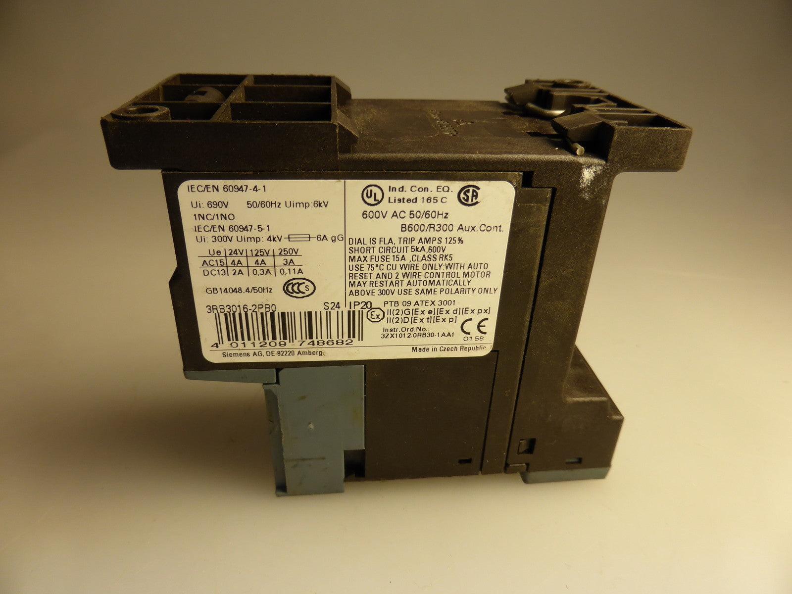 Siemens 3ZX1012-0RB30-1AA1  !! Deckel fehlt !!