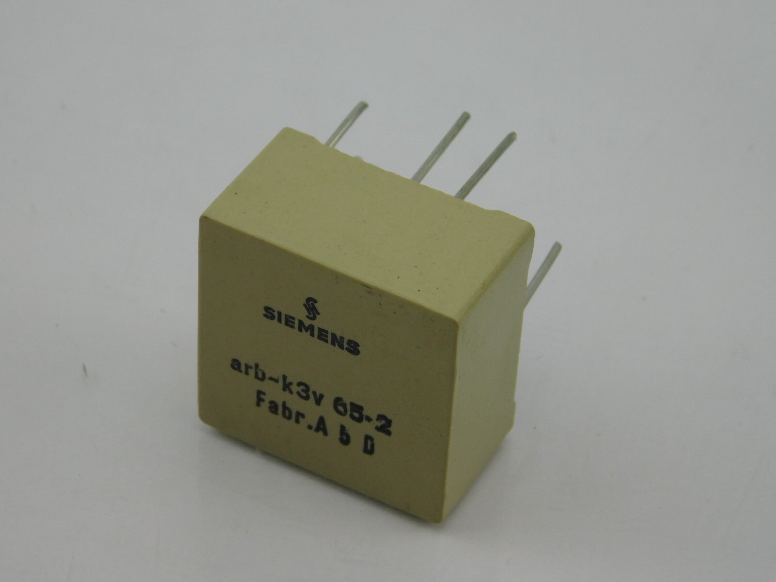 SIEMENS arb-k3v 65-2 farb. A B d ** 2 Stück **