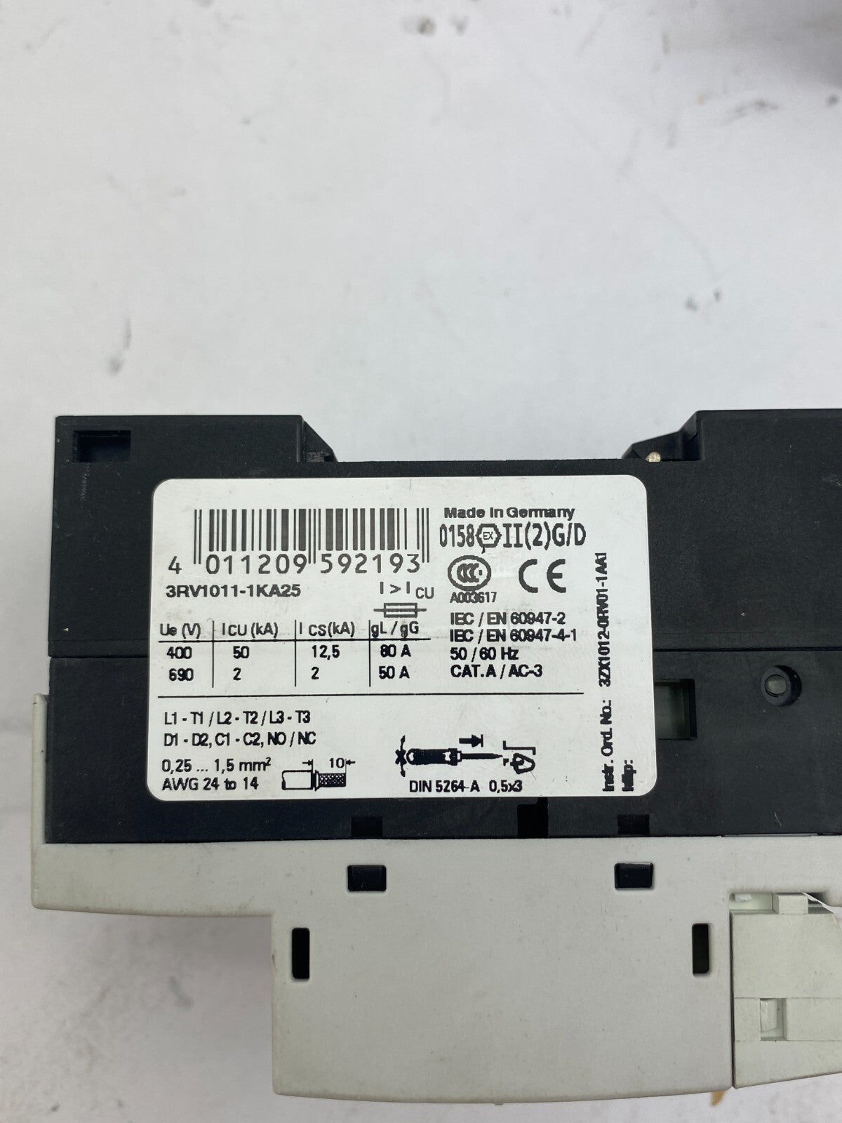 POSTEN...SIEMENS SIRIUS 3RV1021-4DA15 12A +3RV1021-4DA15 25A