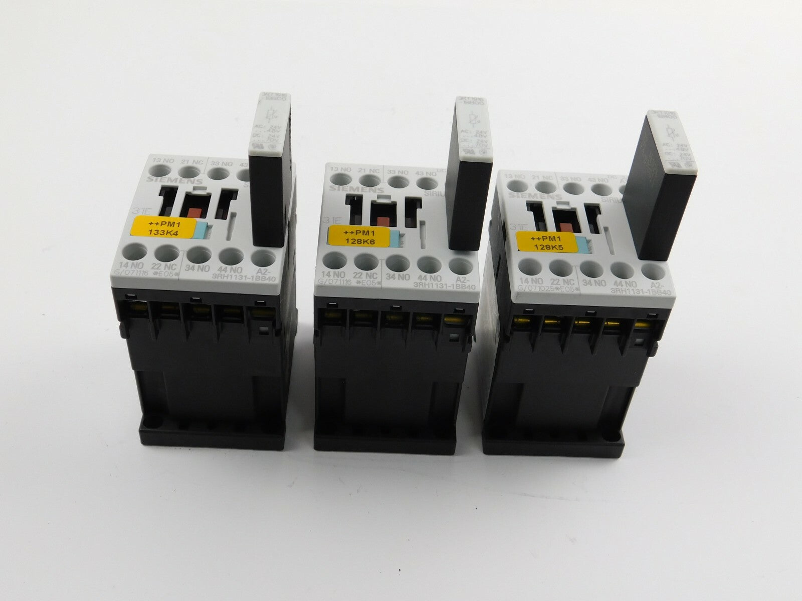 Siemens  Schütz 3RH1131-1BB40 3RT1916-1BB00 ** 3 Stück **