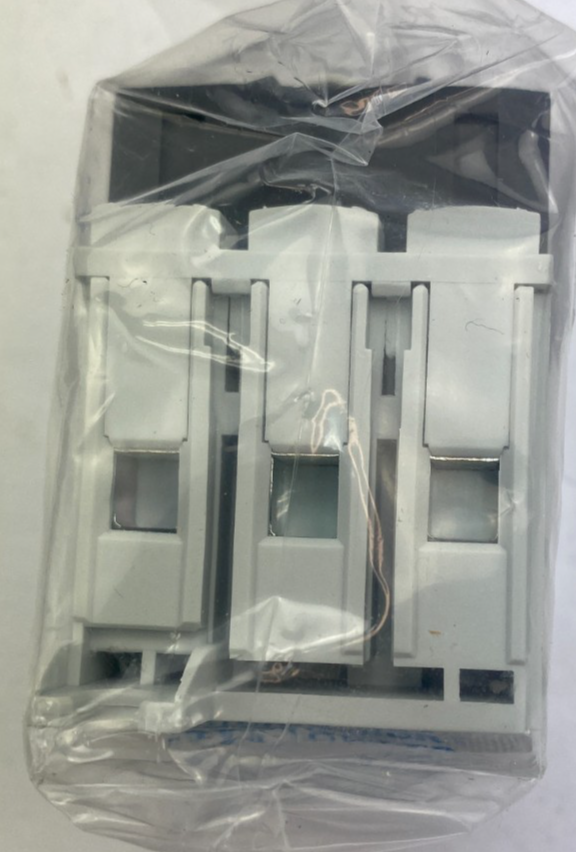 SOCOMEC 22053004 SIRCO M1 3x40A TOGGLE