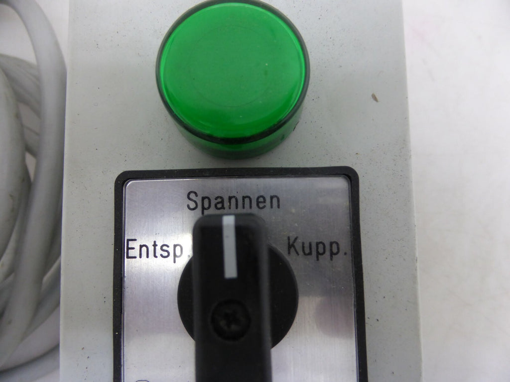 Bediengerät Bedienpult mit Allen Bradley Schalter 194L-E12 "Spannen, Entsp.,.."