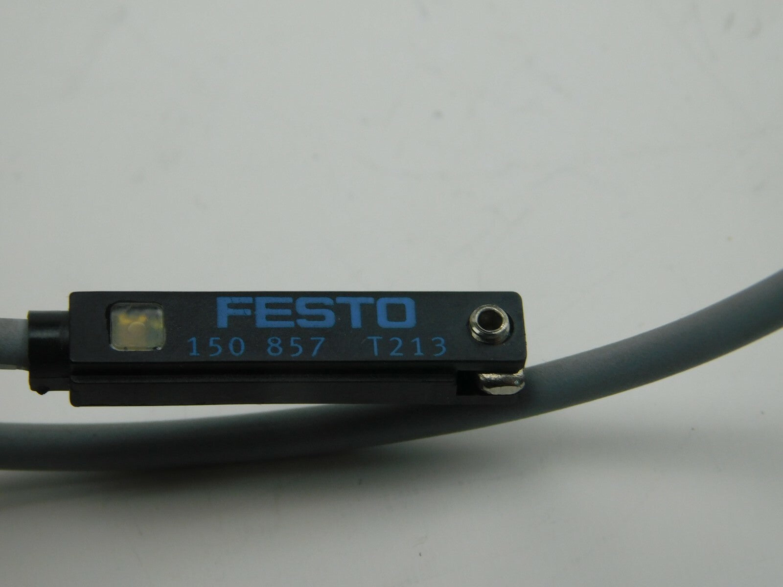FESTO Induktiver Sensor 150 857 T213