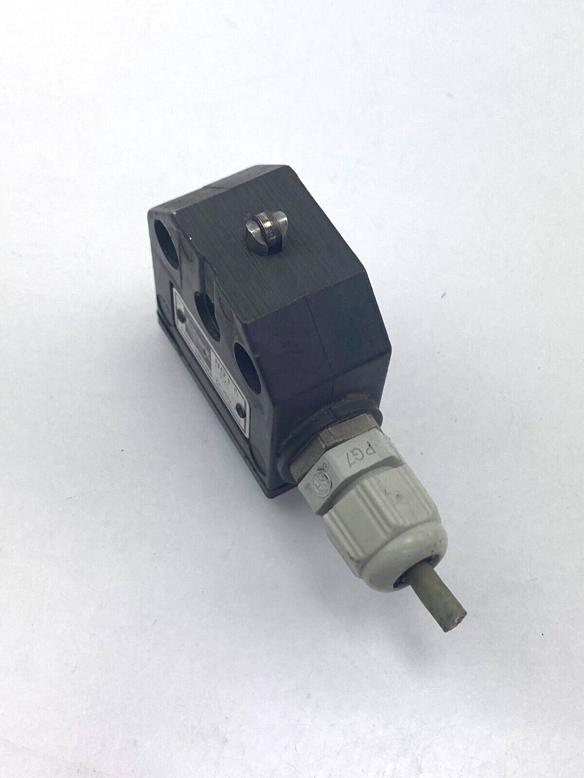 EUCHNER NO 1 R 550 4 A 250V~IP67