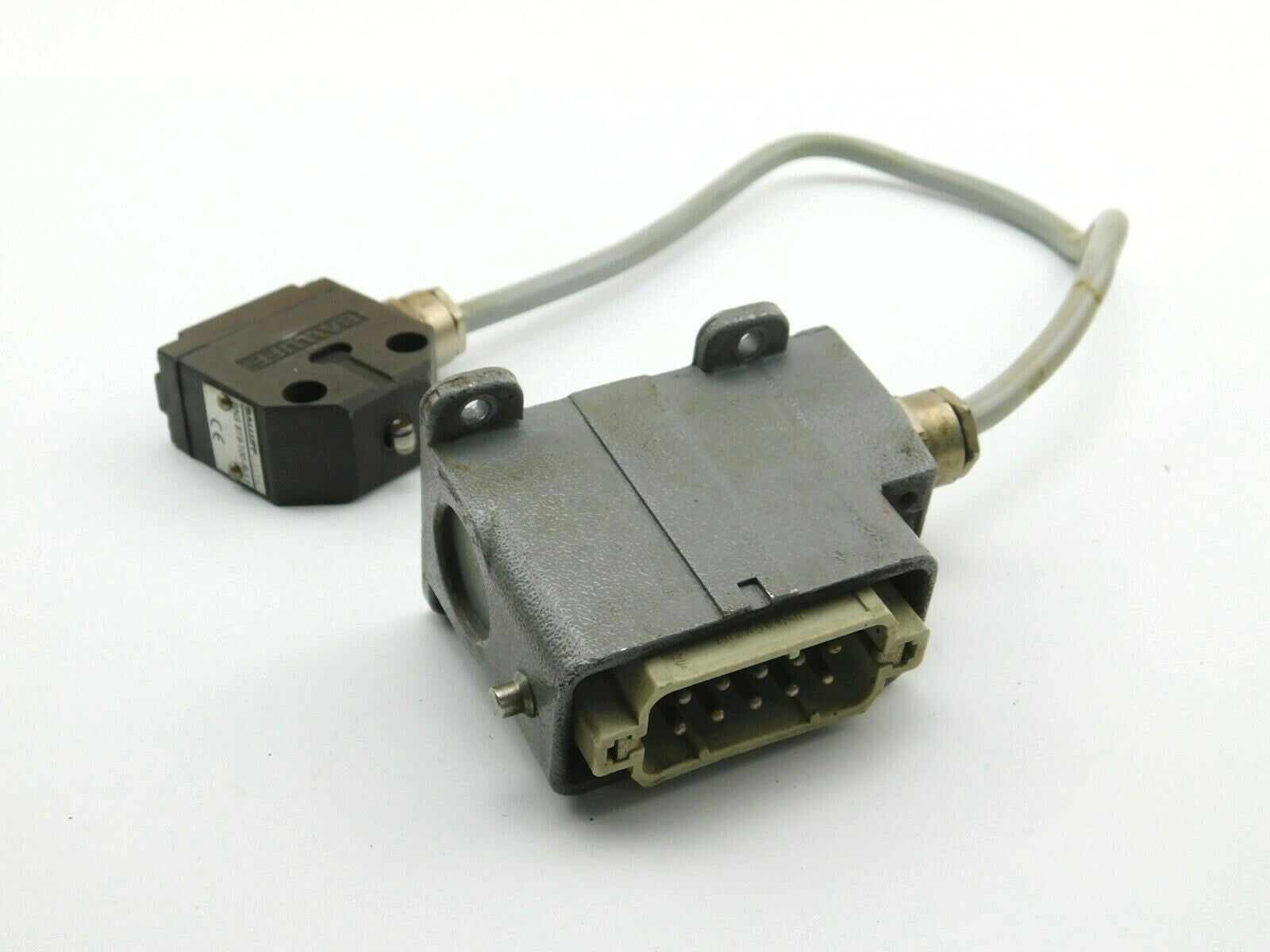 BALLUFF BNS 819-100-R-11