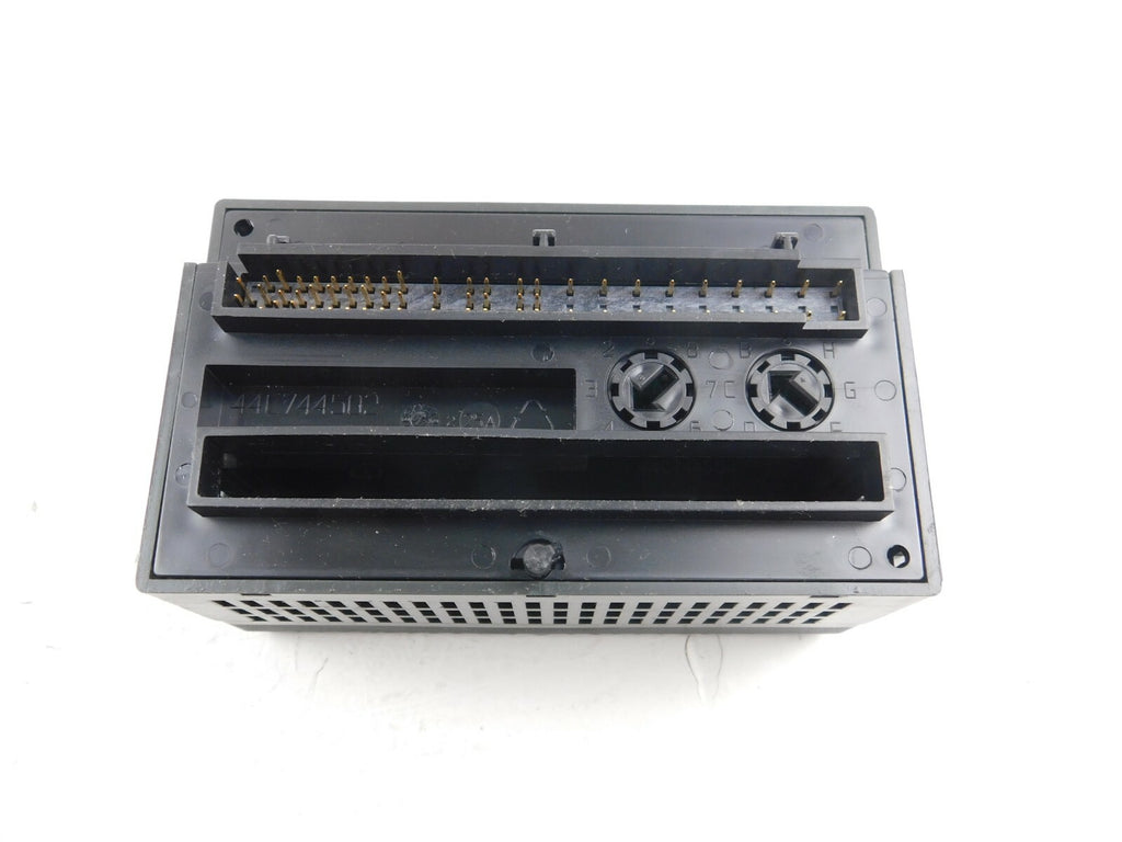 GE Fanuc IC200MDL640F  Input 24 VDC   